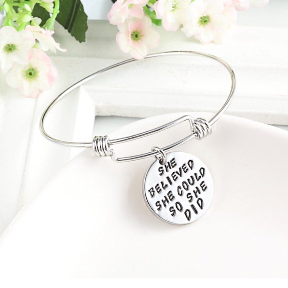 🌺Bracelet Charm 🌺Bangle