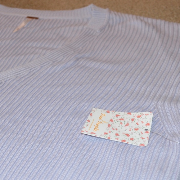 FREE PEOPLE Pullover Sweater - Picture 7 of 7