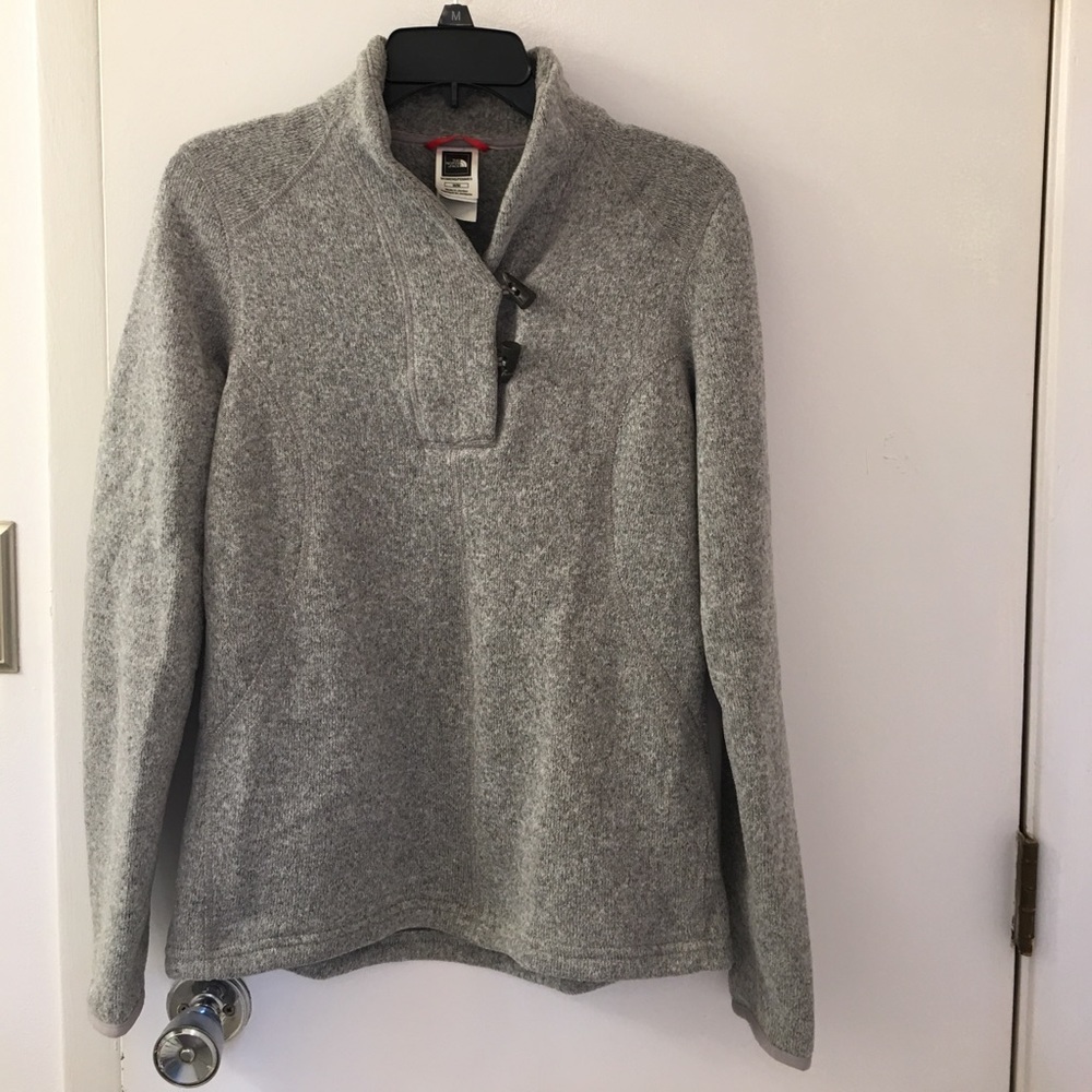 North face fleece pullover