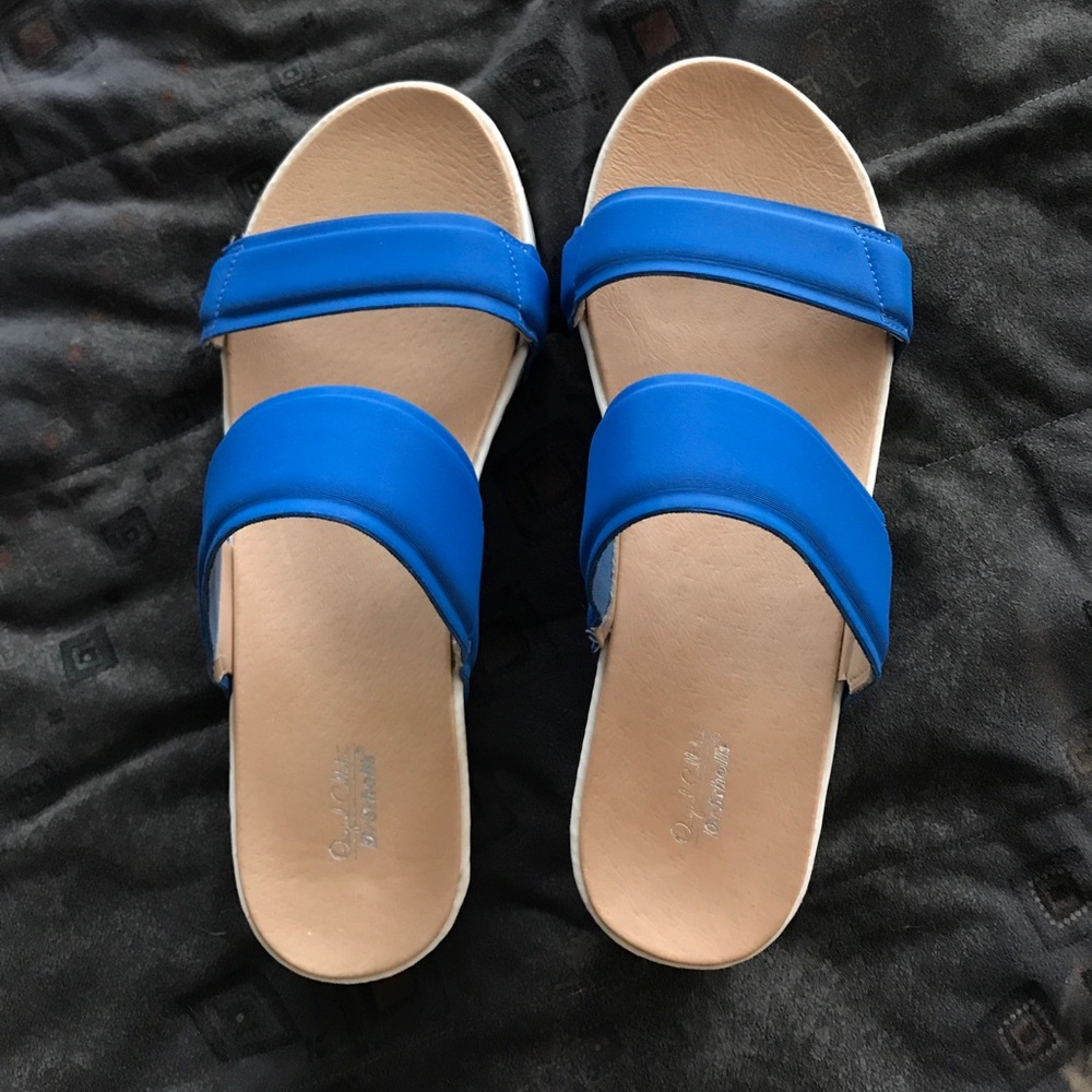 Blue strappy platform sandals
