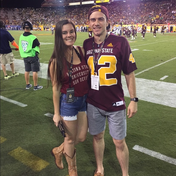 Meet your Posher, Myriah - Picture 4 of 4