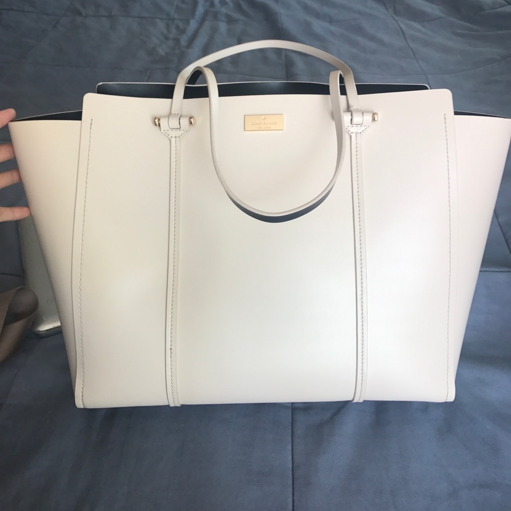 Kate Spade shoulder tote bag w/ compartments