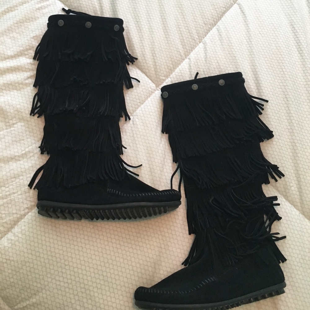 Black Minnetonka boots