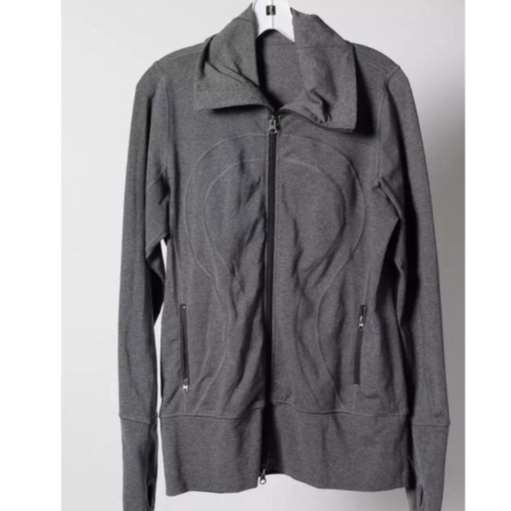Lululemon in stride jacket