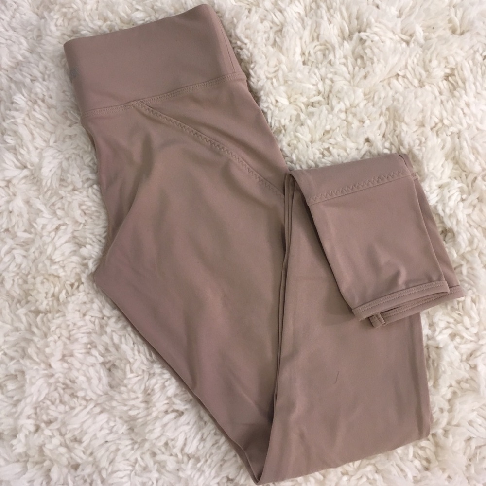 NUDE LEGGINGS