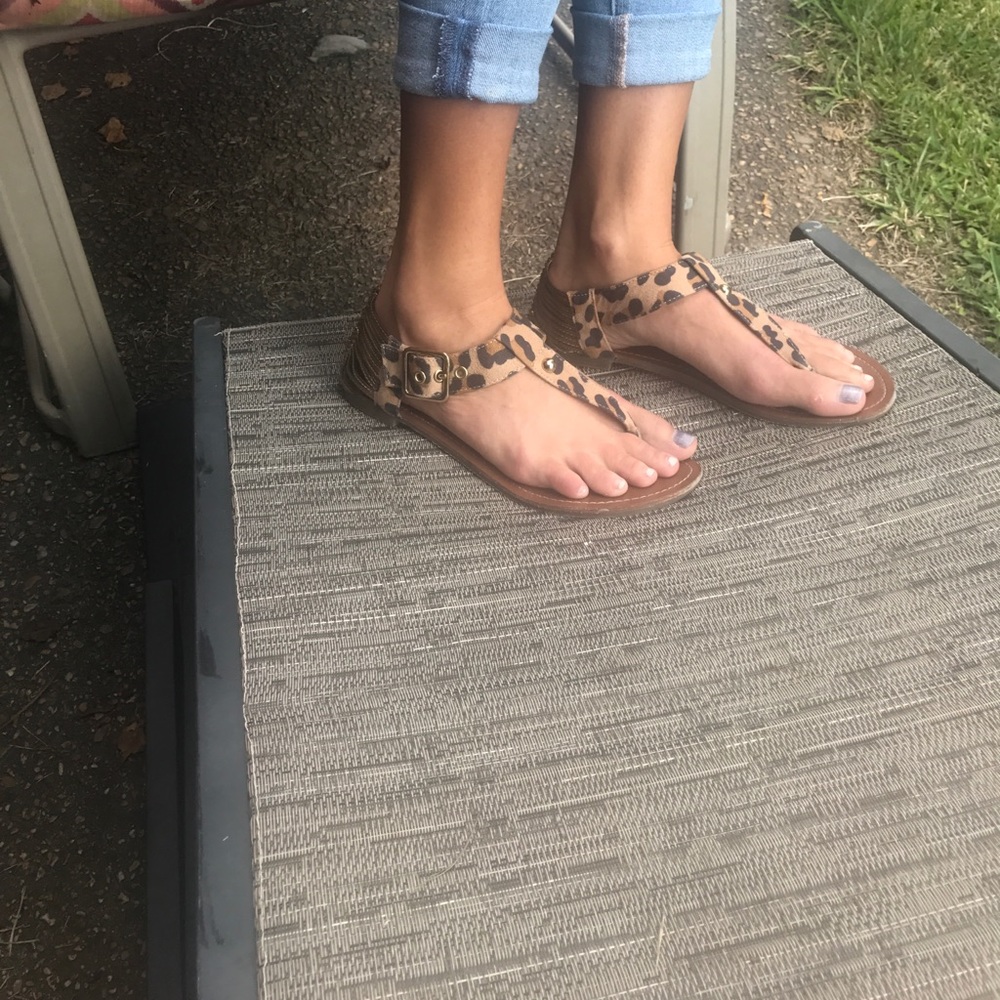 Mossimo leopard and gold sandals