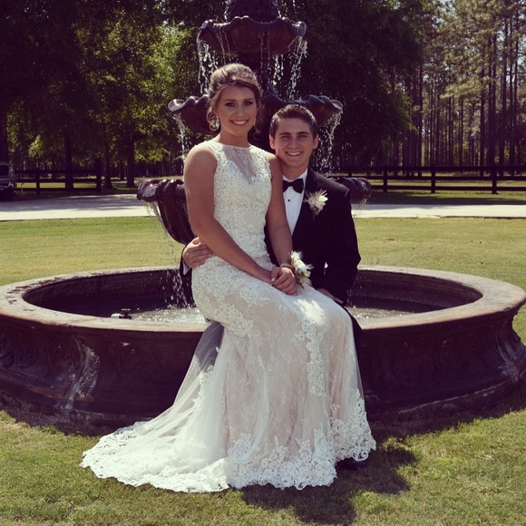 White Lace Formal Dress - Picture 3 of 3