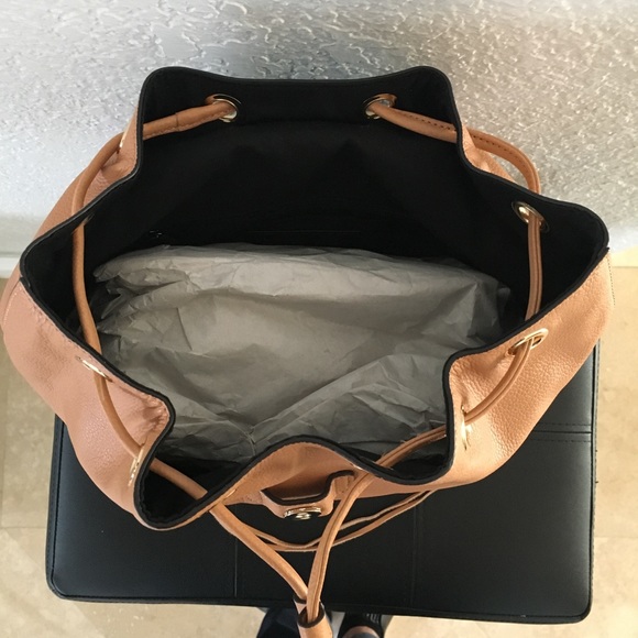 NWT Rebecca Minkoff Backpack Regan color Honey  - Picture 4 of 5