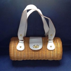 Woven wicker basket barrel purse