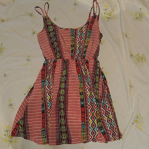 Dress - Picture 1 of 4