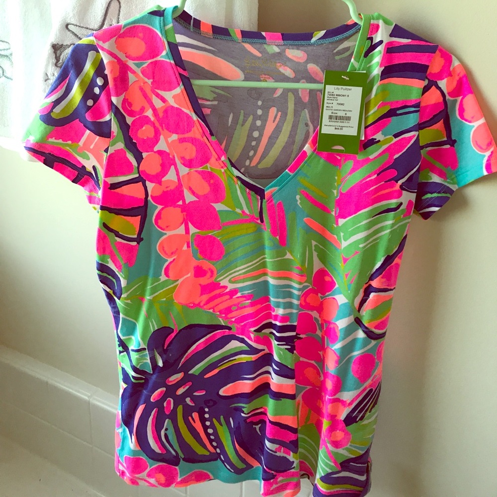 Michelle top in exotic garden size small NWT
