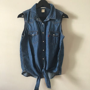 Levi's Sleeveless Tie Front Chambray Shirt