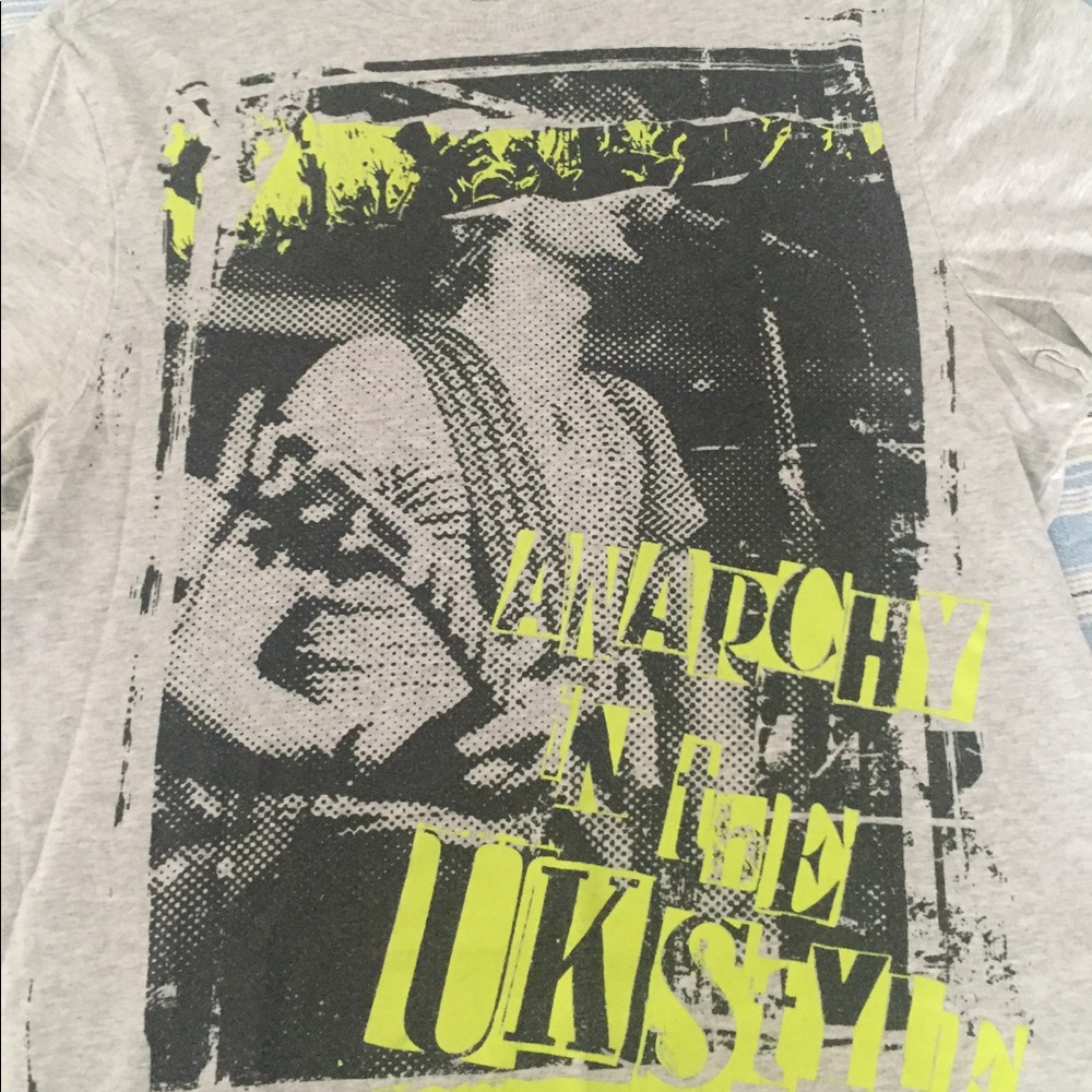 Men's UK Style French Connection T - Small