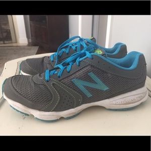 Ladies NB Running Shoes