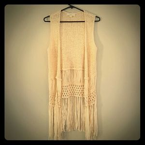 F21 Crochet Vest w/Fringe