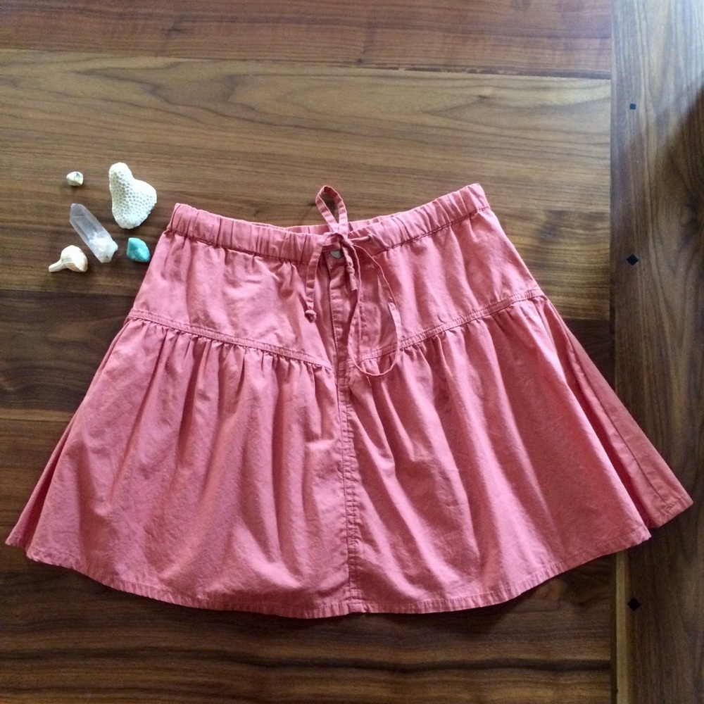 Vintage style high waisted coral skirt✨