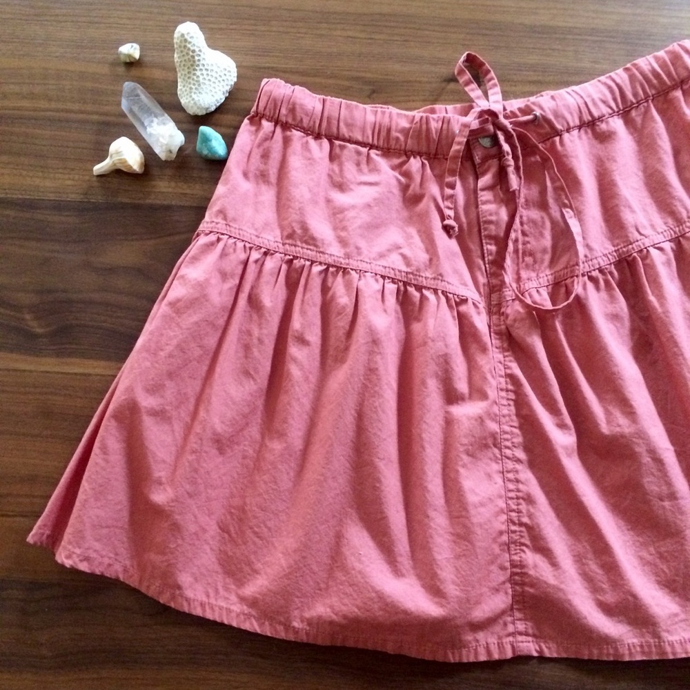 Vintage style high waisted coral skirt✨ - Picture 3 of 4