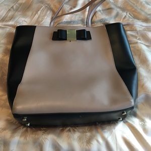 Nude and Black shopper