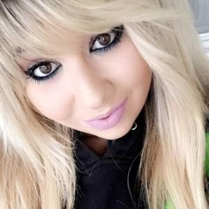 Meet your Posher, Erica