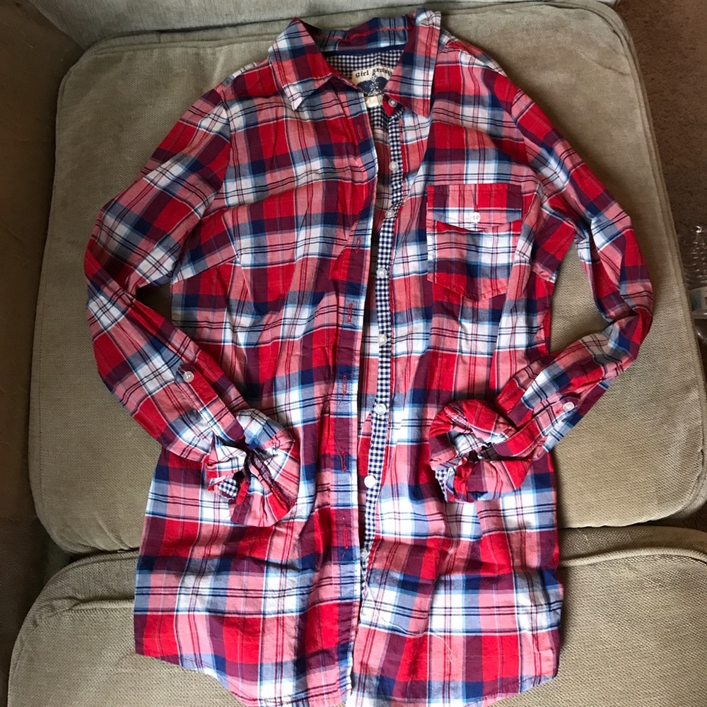 Plaid lightweight button up long sleeve shirt