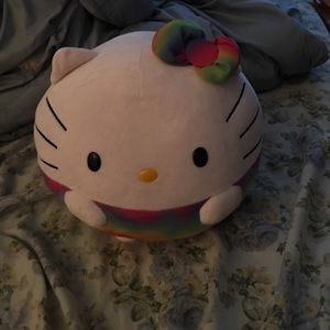 Hello Kitty round plush
