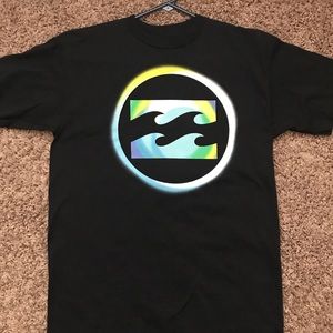 Billabong Men's Tee small