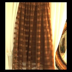 Cutest mid calf skirt