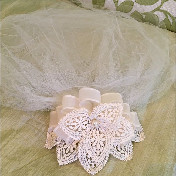 Vintage Handmade 1970 Wedding Mini Dress and Veil - Picture 7 of 8