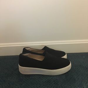 Steven black sneakers