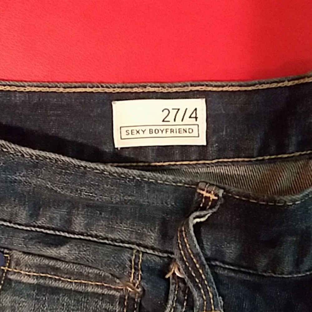 Gap - Picture 2 of 3