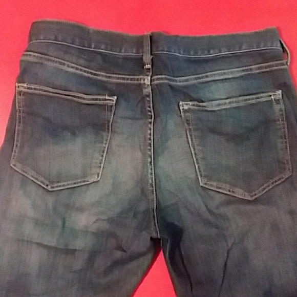 Gap - Picture 3 of 3