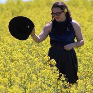 Meet your Posher, Danielle