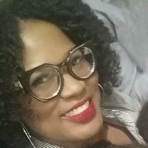 Meet your Posher, April