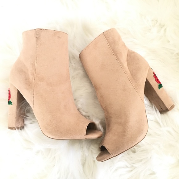 Nude peep toe floral embroidery bootie - Picture 4 of 8