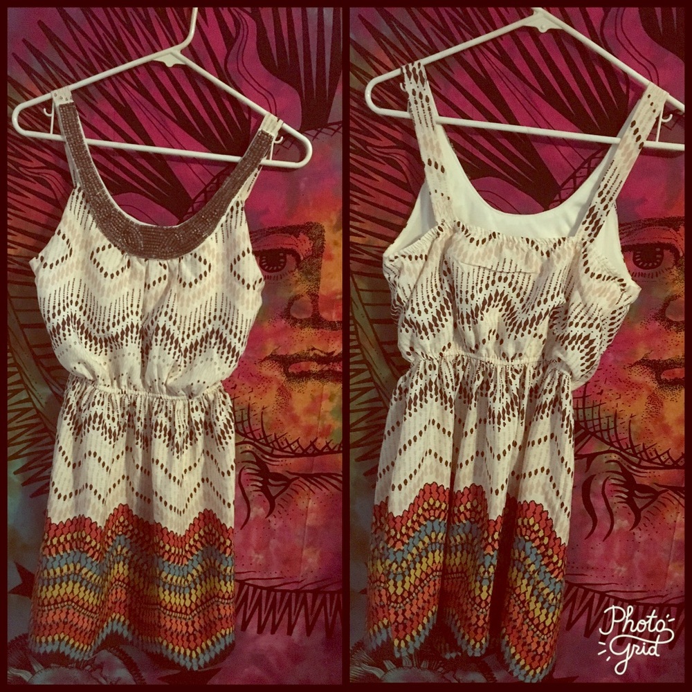 - XS multicolored tribal like pattern dress - 🍂