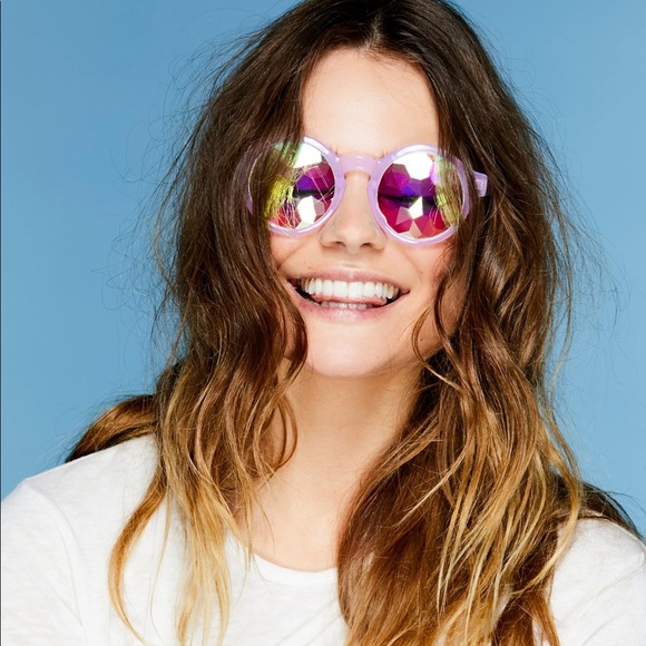 Prismatic Glass Kaleidoscope Sunglasses Round - Picture 4 of 7