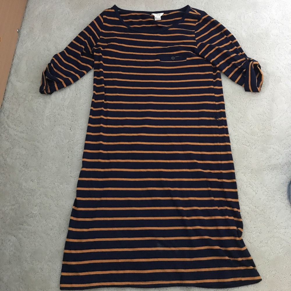 Short striped dress