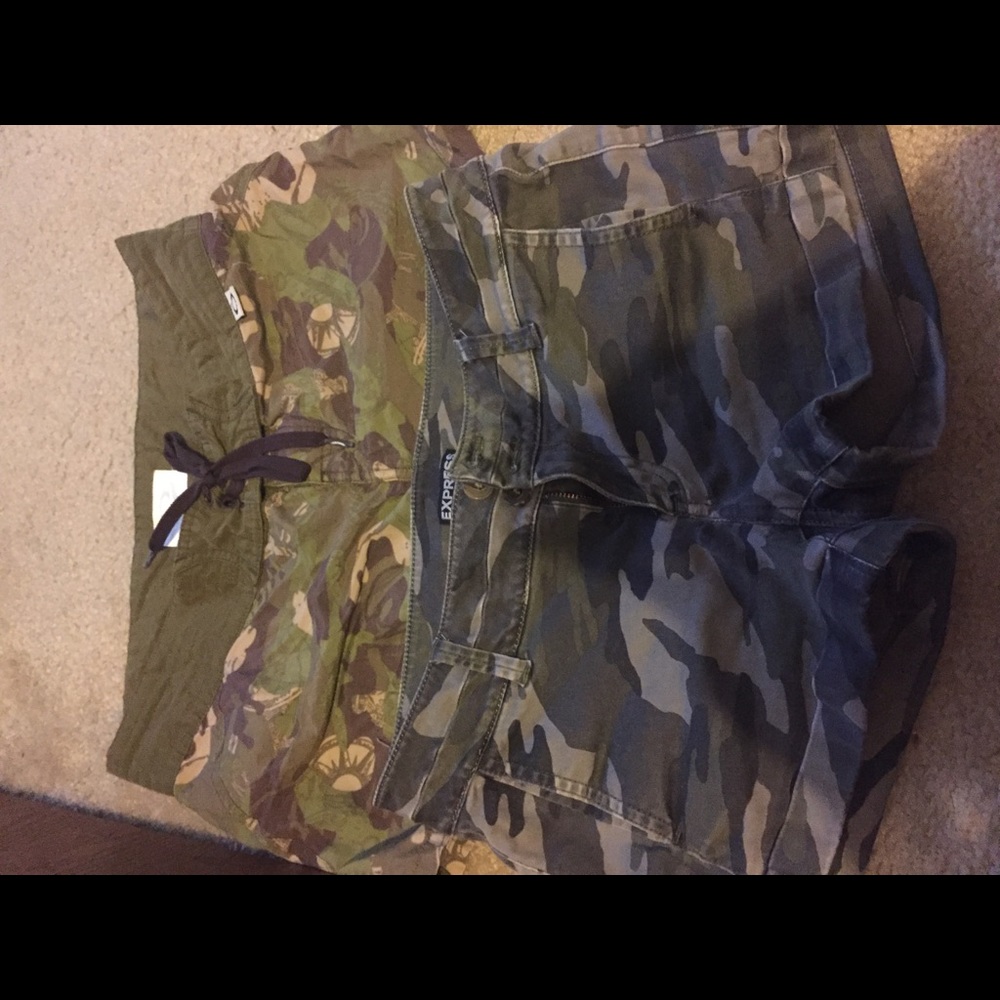 (4) shorts