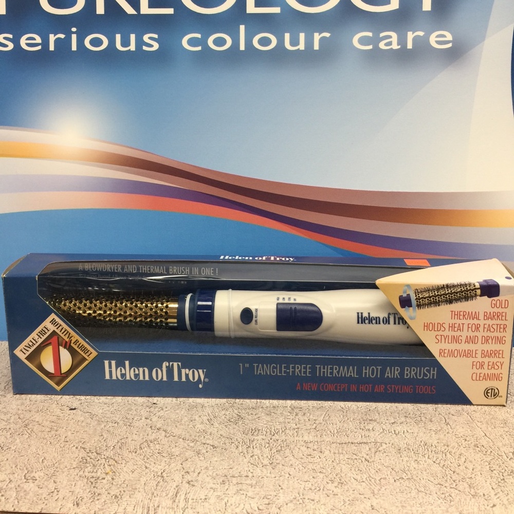 Tangle free thermal brush