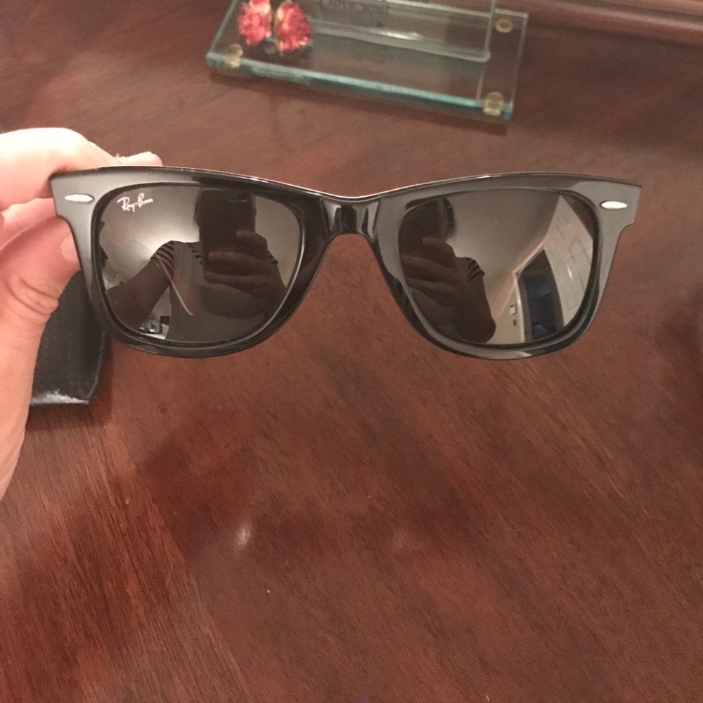 Ray ban LIMITED EDITION wayfair unisex sunglasses!
