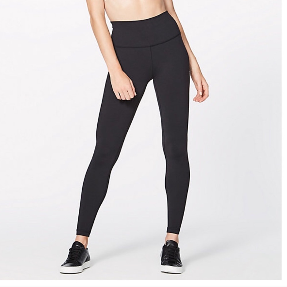 Lululemon Wunder Under Size 2