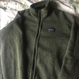 Women's green Patagonia jacket