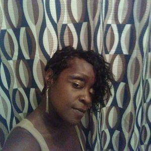 Meet your Posher, Tonya