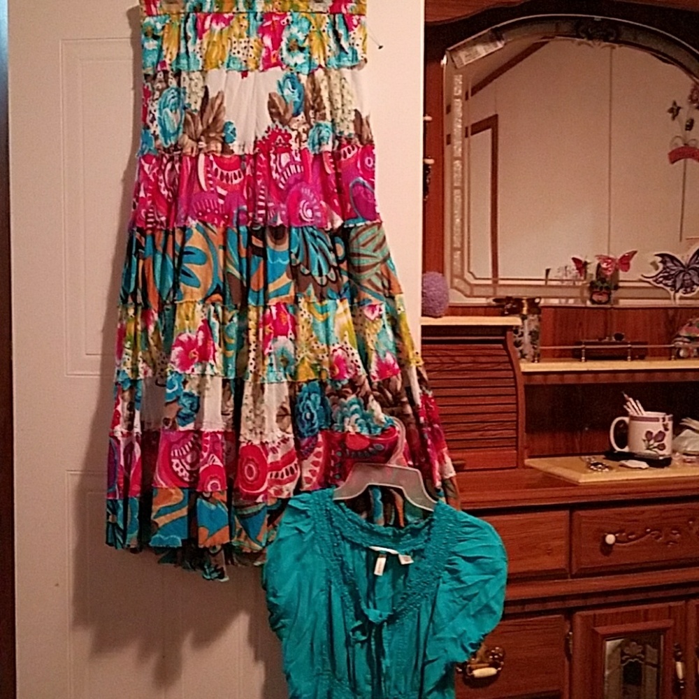 2pc Cotton muticolor boho type skirt w/turq top