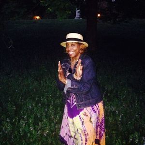 Meet your Posher, Joyce