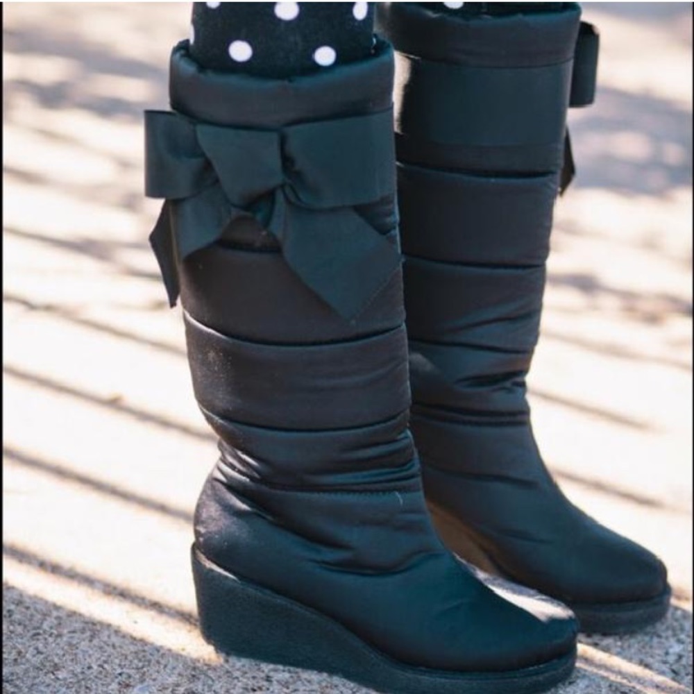 Auth. Kate Spade Cagney Bow Wedge Heel Snow Boots