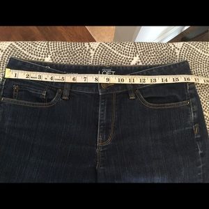 Ann Taylor Loft Jeans - Ann Taylor Loft Curvy Bootcut Jeans size 8 Ann Taylor Loft Jeans - Ann Taylor Loft Curvy Bootcut Jeans size 8