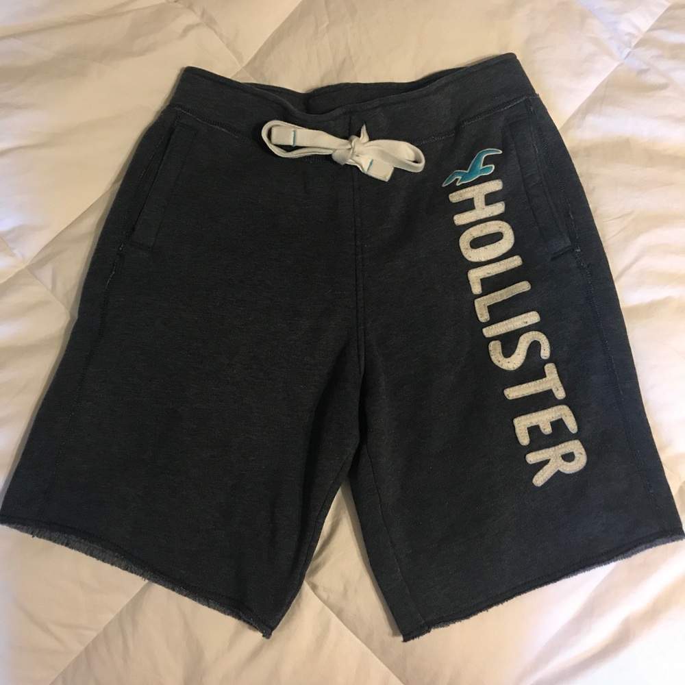 Men Hollister shorts