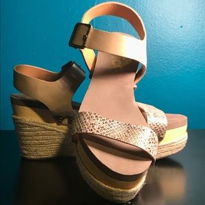Platform Flogg sandals