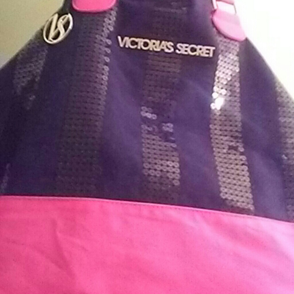 Vs travel bag